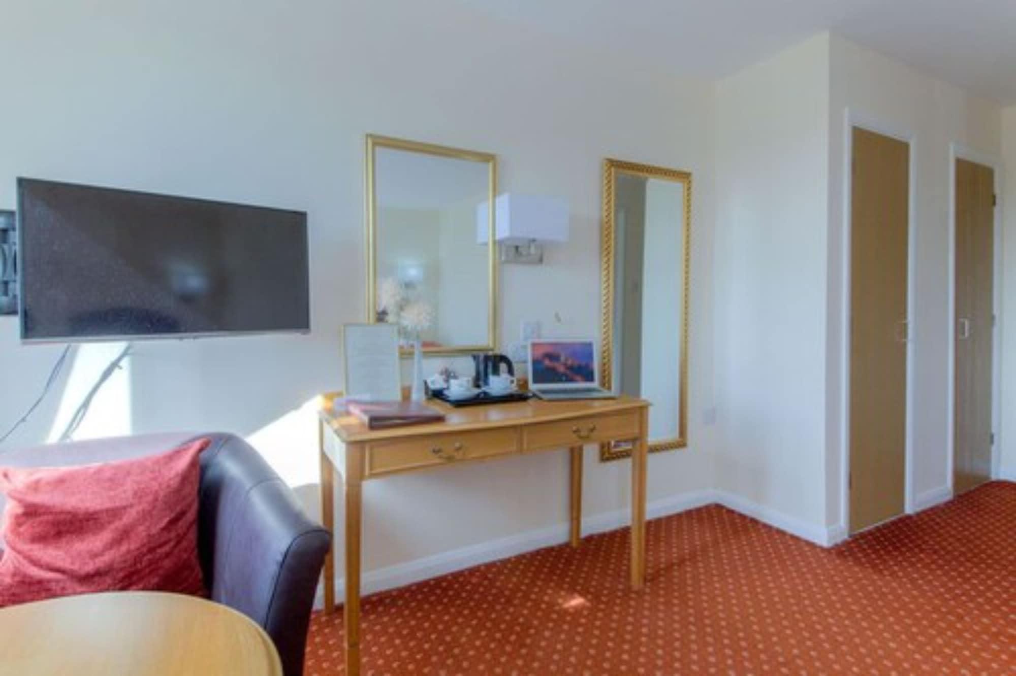 Wayford Bridge Inn Hotel สตาแลม ภายนอก รูปภาพ