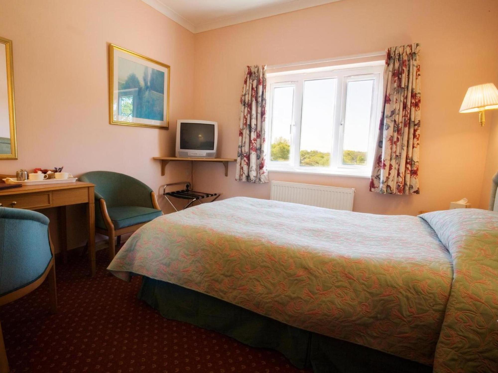 Wayford Bridge Inn Hotel สตาแลม ภายนอก รูปภาพ