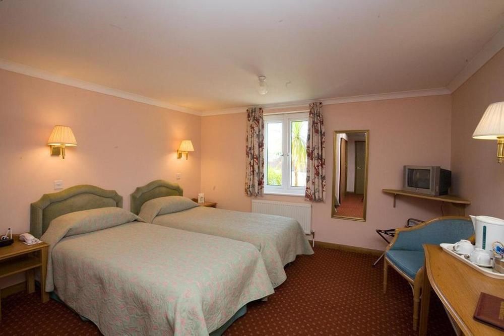 Wayford Bridge Inn Hotel สตาแลม ภายนอก รูปภาพ