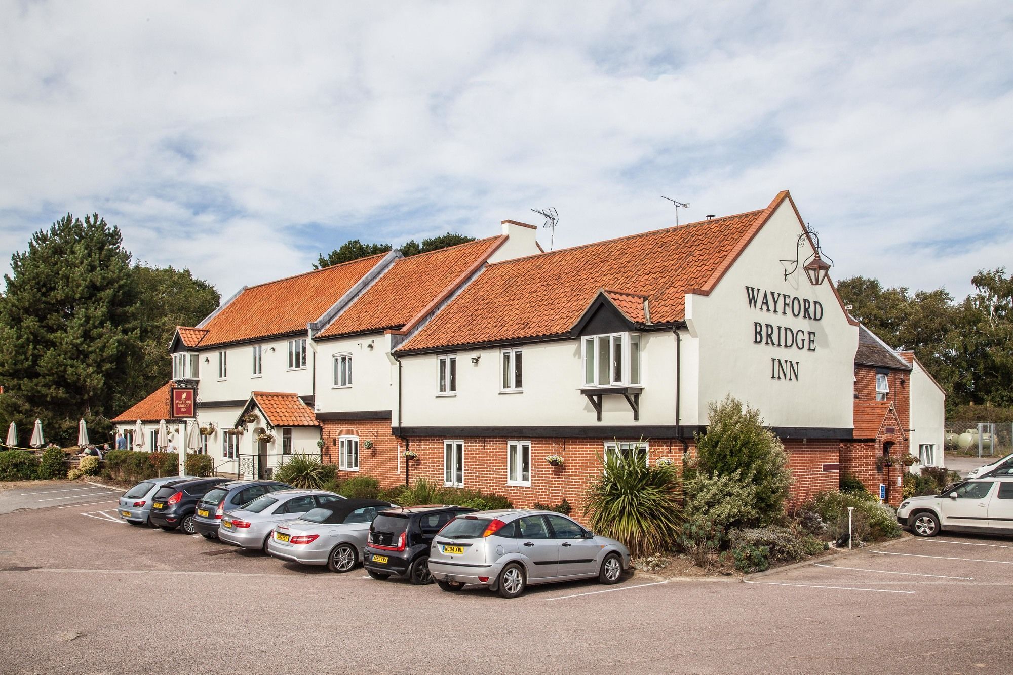 Wayford Bridge Inn Hotel สตาแลม ภายนอก รูปภาพ